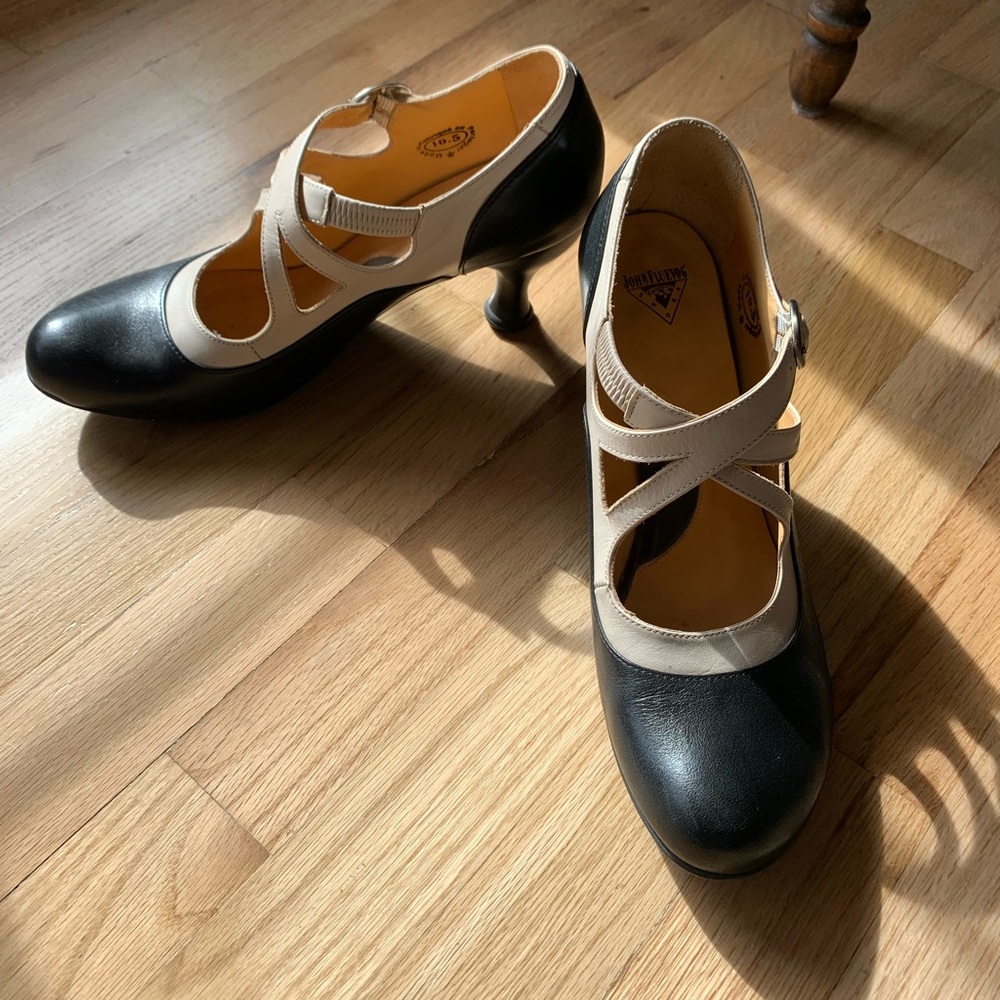 John Fluevog Pearl Hart pumps